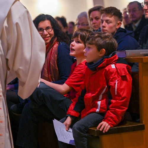 Mit den Augen der Kinder Weihnachten feiern in St. Severin
