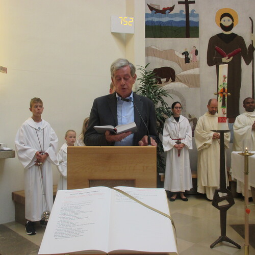 Pater Pius feiert sein 10-jähriges Priesterjubiläum