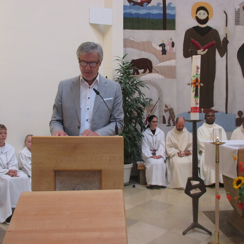 Pater Pius feiert sein 10-jähriges Priesterjubiläum