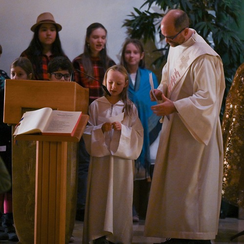 Mit den Augen der Kinder Weihnachten feiern in St. Severin